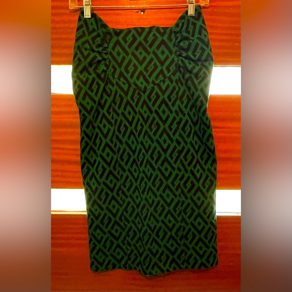 Diane Von Furstenberg green and black diamond print pencil skirt